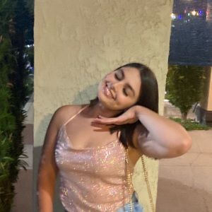 Meet your Posher, Isabel